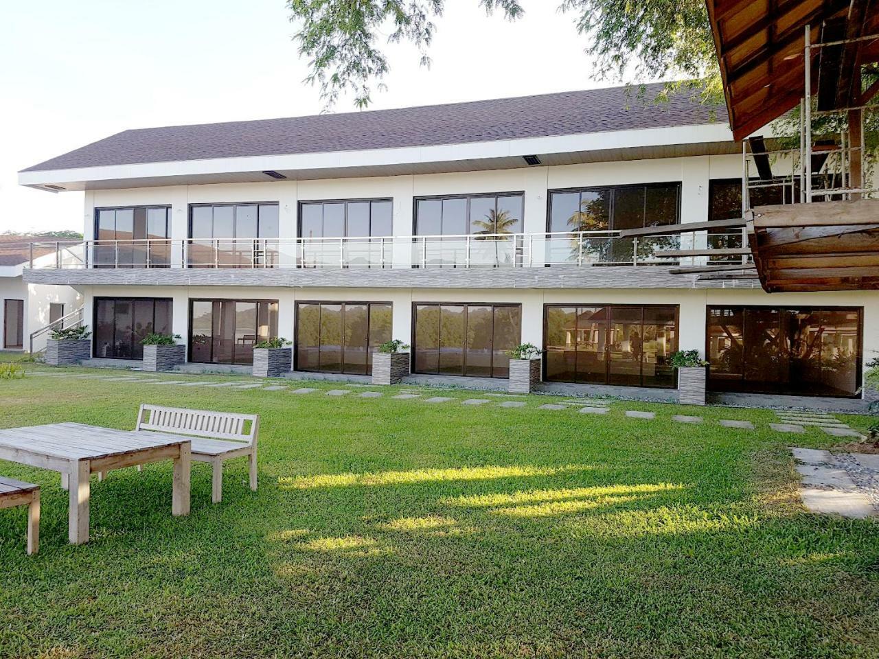 El Pueblo De Hermano By Cocotel Lian Exterior photo