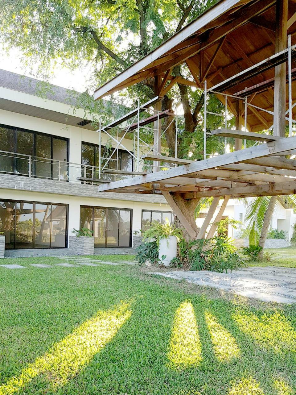 El Pueblo De Hermano By Cocotel Lian Exterior photo